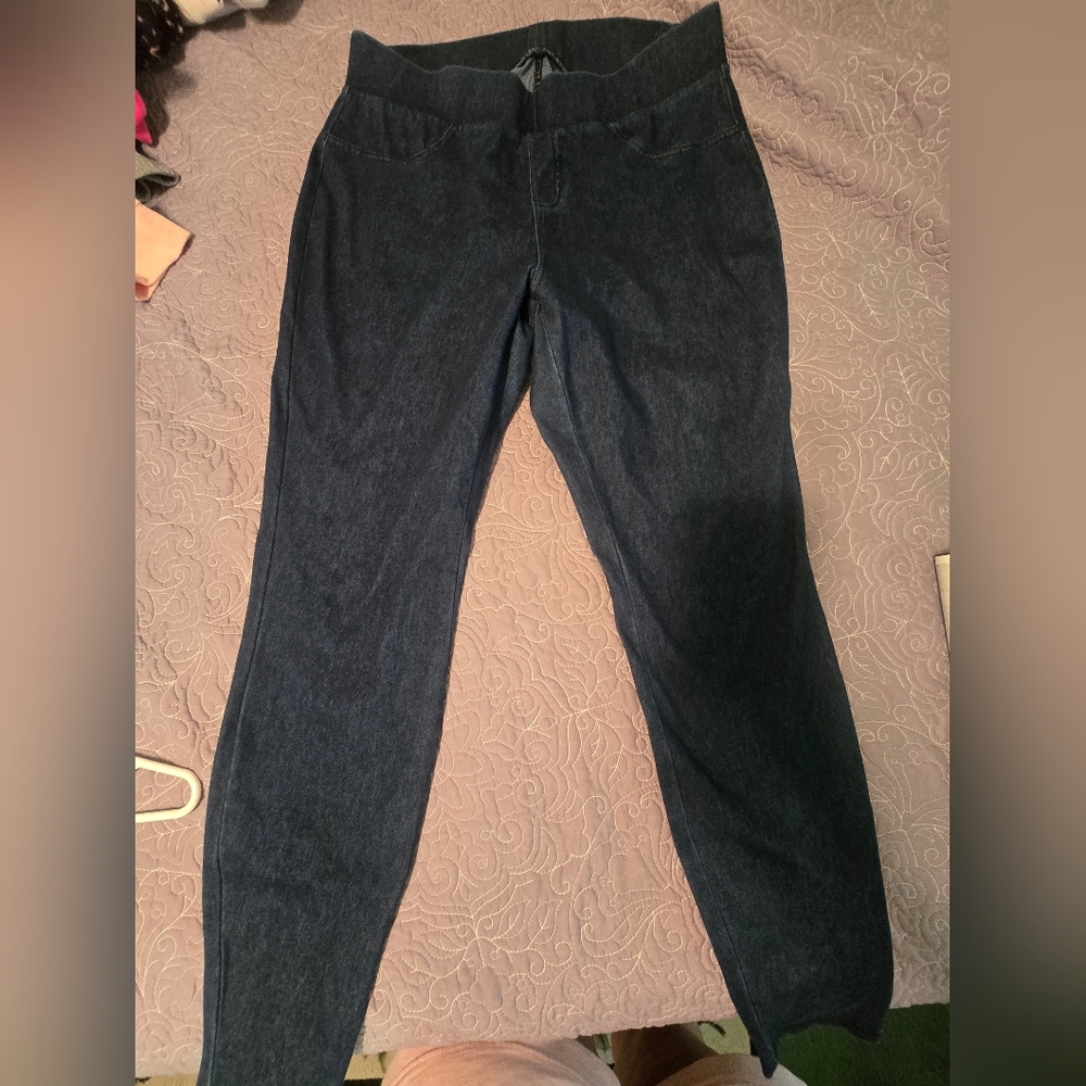 Torrid Lot - Picture 13 of 13